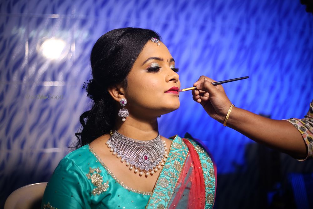 Photo From Janani's Reception - By Bridal Makeup by Sharmilaa