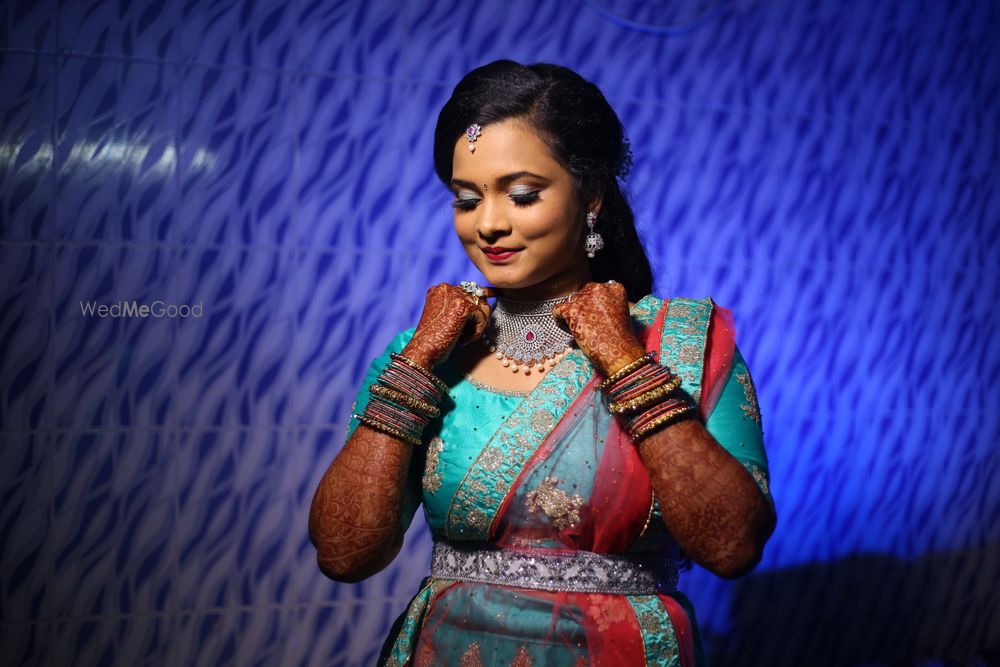 Photo From Janani's Reception - By Bridal Makeup by Sharmilaa