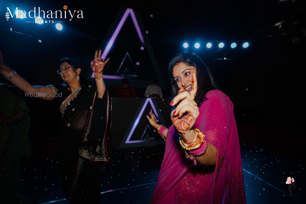 Photo From Harshit & Neha Cocktail - By Madhaniya Events