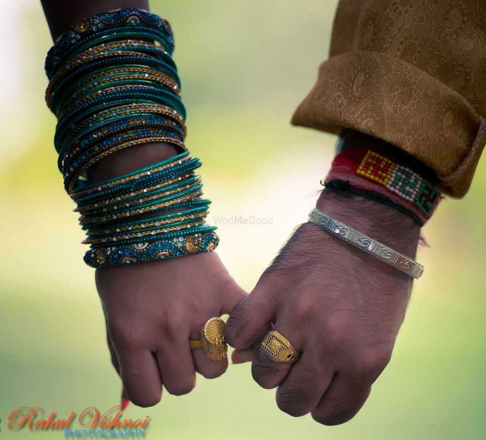 Photo From Riddhi-Sugam Pre-Wedding - By Rahul Vishnoi Photography