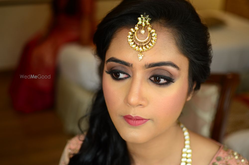 Photo From Sadhvi"s day engagement - By Deepti Khaitan Makeup