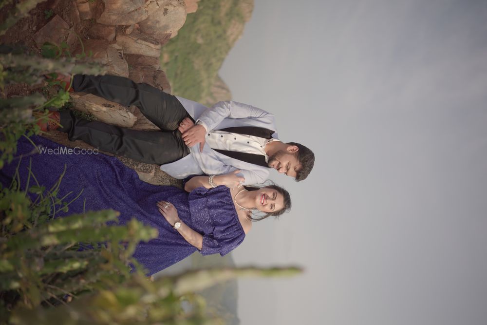 Photo From pre wedding - By Kingshu Photographs