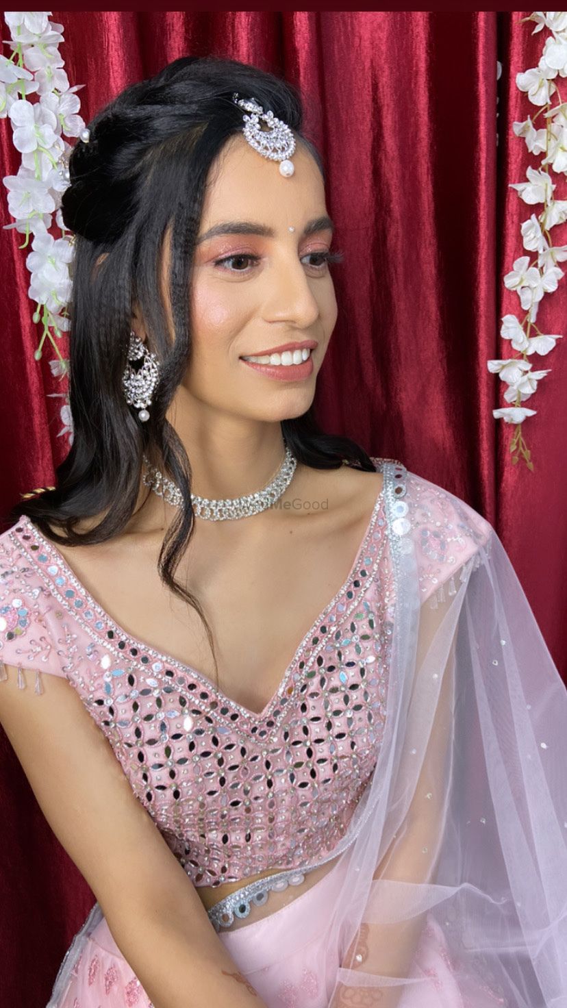 Photo From engagement bride  - By Makeovers by Neha Sindhwal