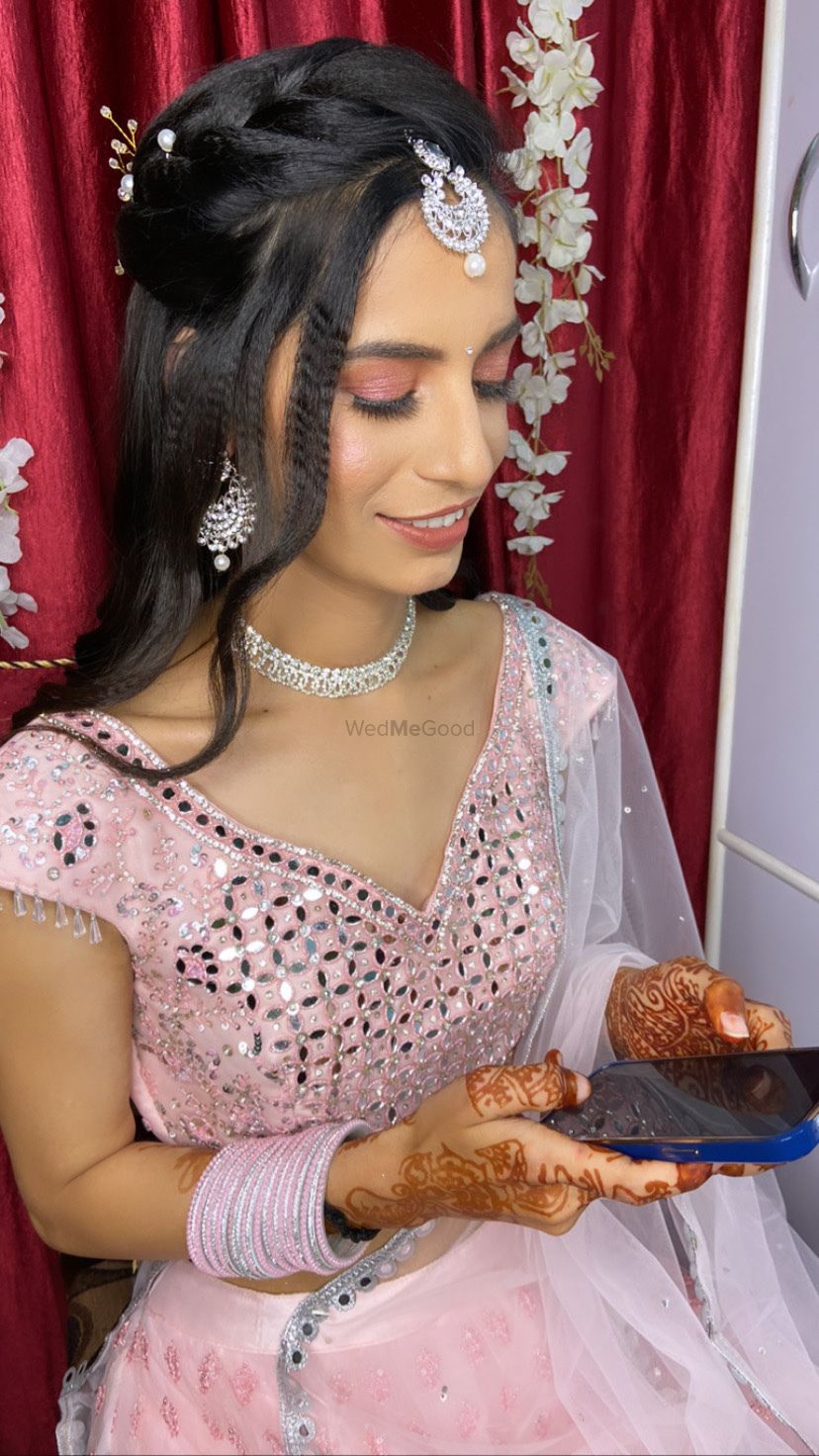 Photo From engagement bride  - By Makeovers by Neha Sindhwal