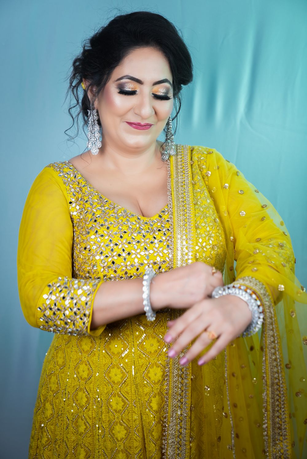 Photo From MOTHER OF BRIDE SANGEET LOOK - By The Makeup Co by Sakshi