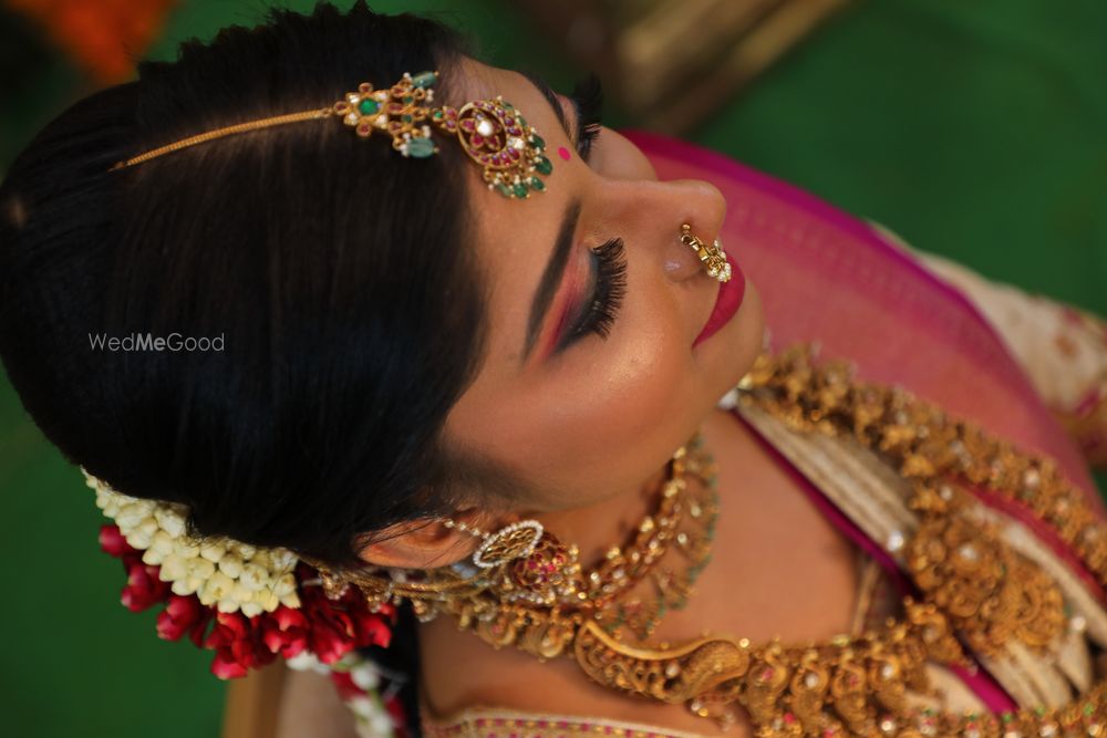 Photo From Jhanvi - By Makeup and Hair by Teju