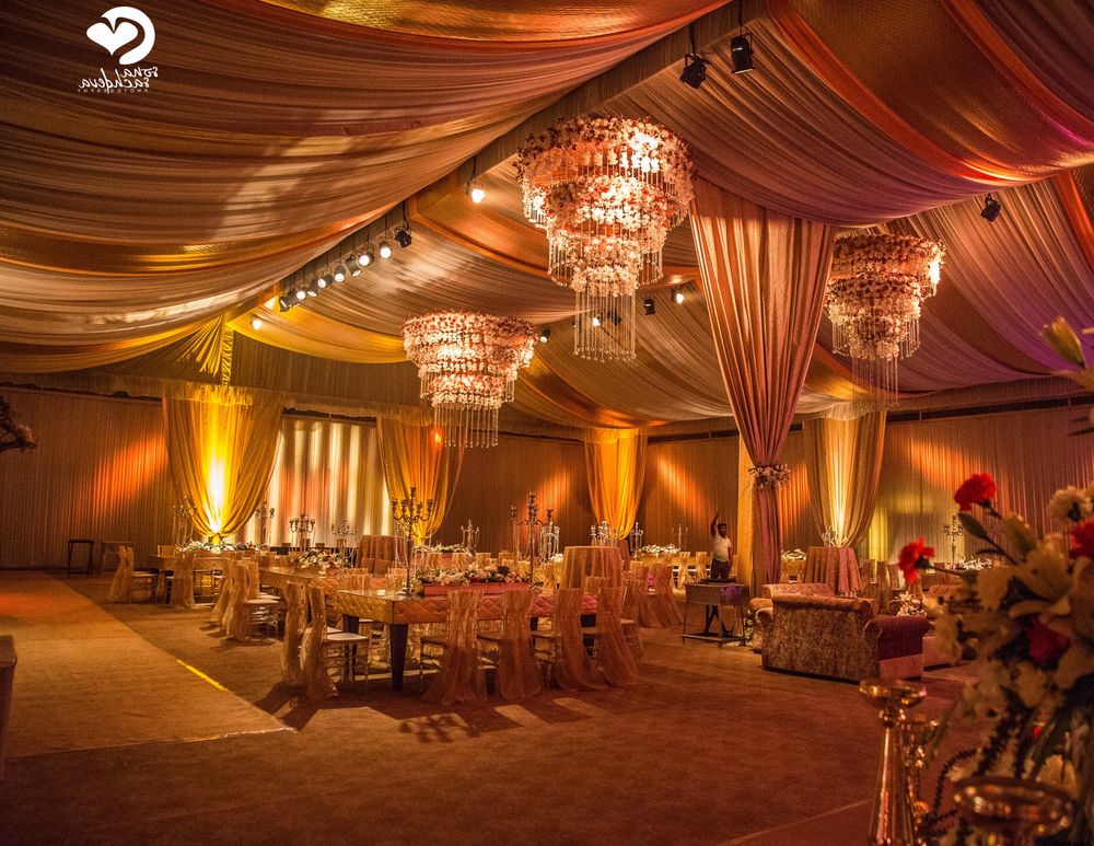 Photo of Elegant wedding decor