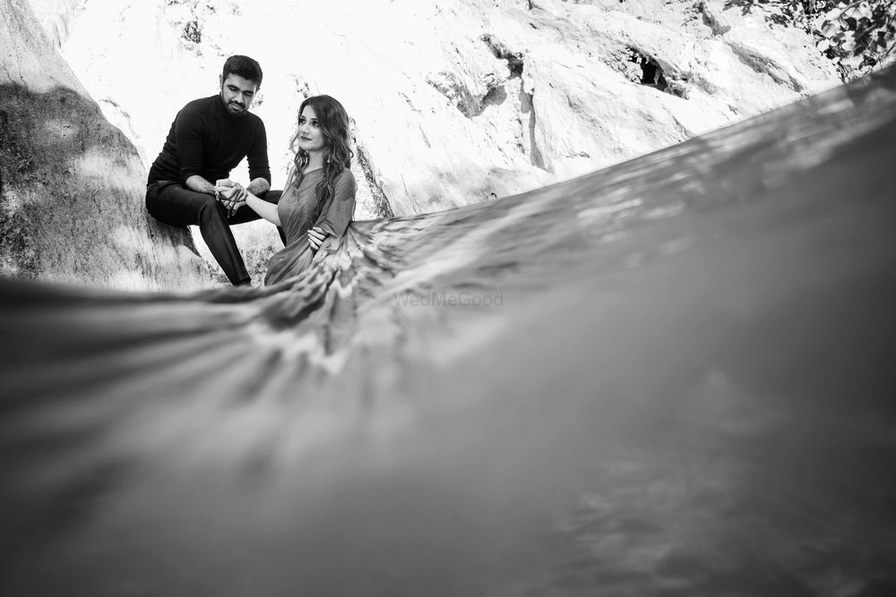Photo From Aishwarya & Ratik  |  Pre Wedding (Rishikesh) - By Procolor