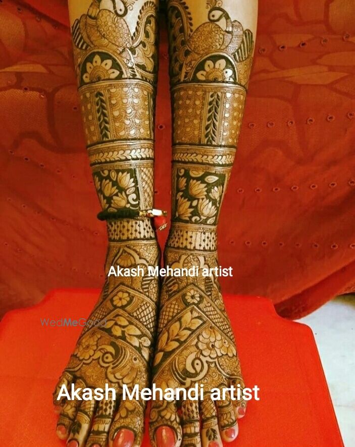 Photo From Latest Feet Design - By Akash Mehandi Artist