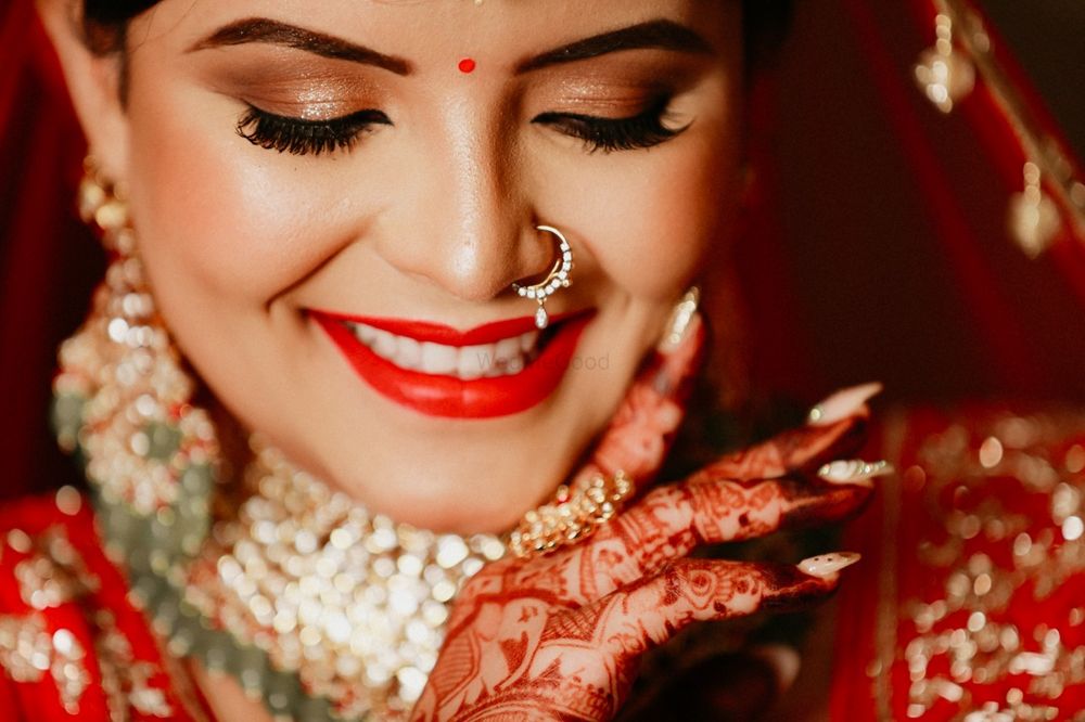 Photo From WEDDING DAY - BRIDE MANISHA - By The Makeup Co by Sakshi