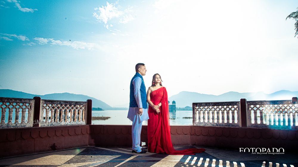 Photo From Priya & Somesh - By Fotopado FIlms - Pre Wedding Photography