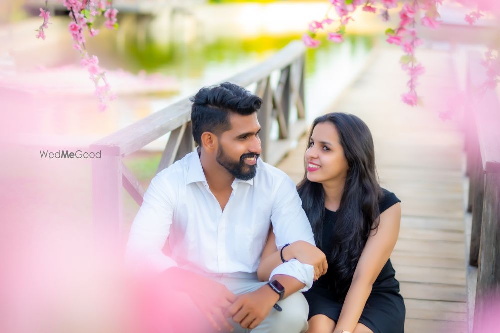 Photo From Santosh & Shivani Pre-wedding - By Trio Media