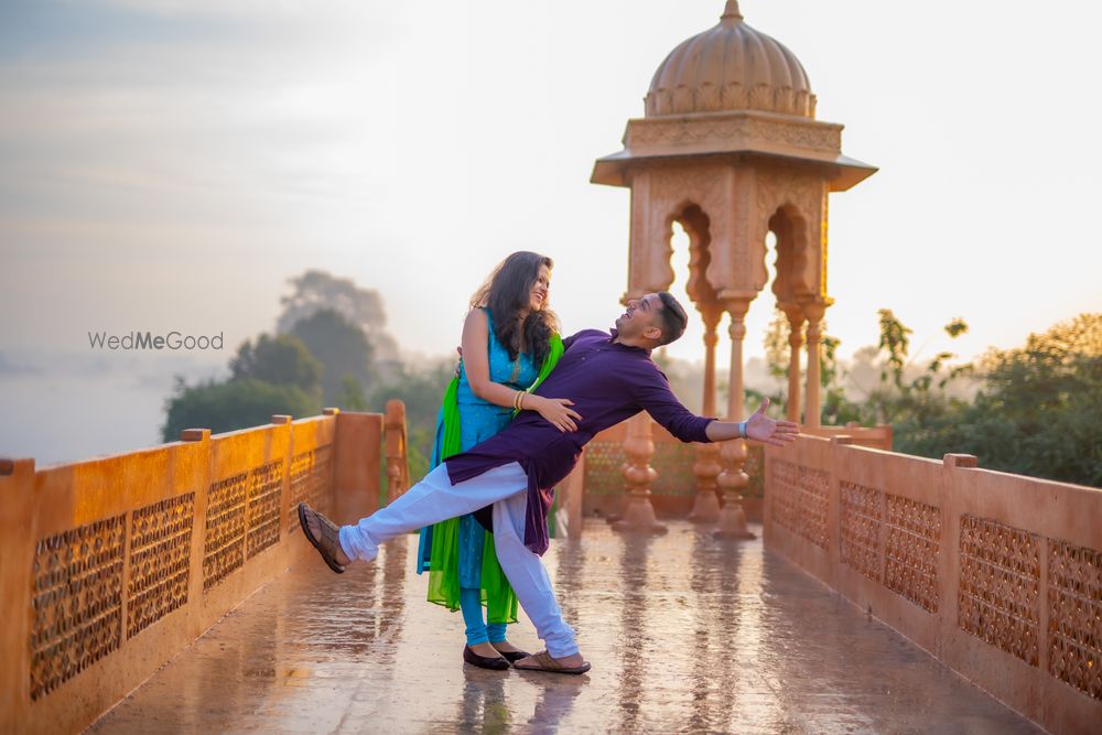 Photo From Riddhi & Sailesh  - Prewedding - By Trio Media