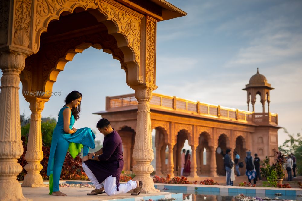 Photo From Riddhi & Sailesh  - Prewedding - By Trio Media