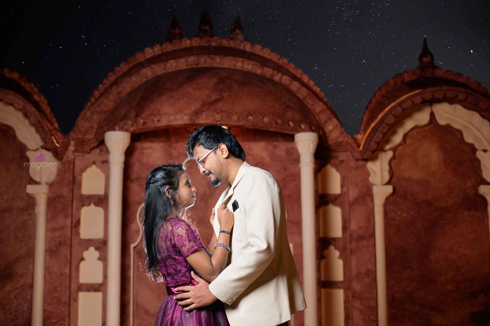 Photo From Tharanya & Akash Pre wedding - By Magiclens Studio