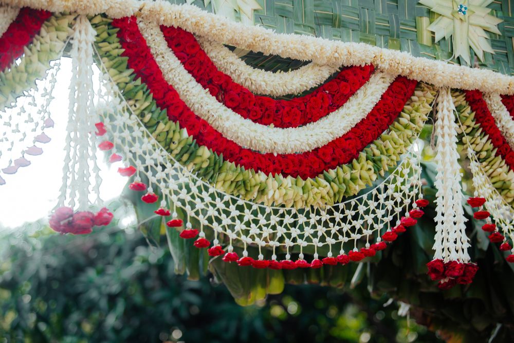 Photo From Kanjeevaram meets patola - By The Wedding Experience - Decor