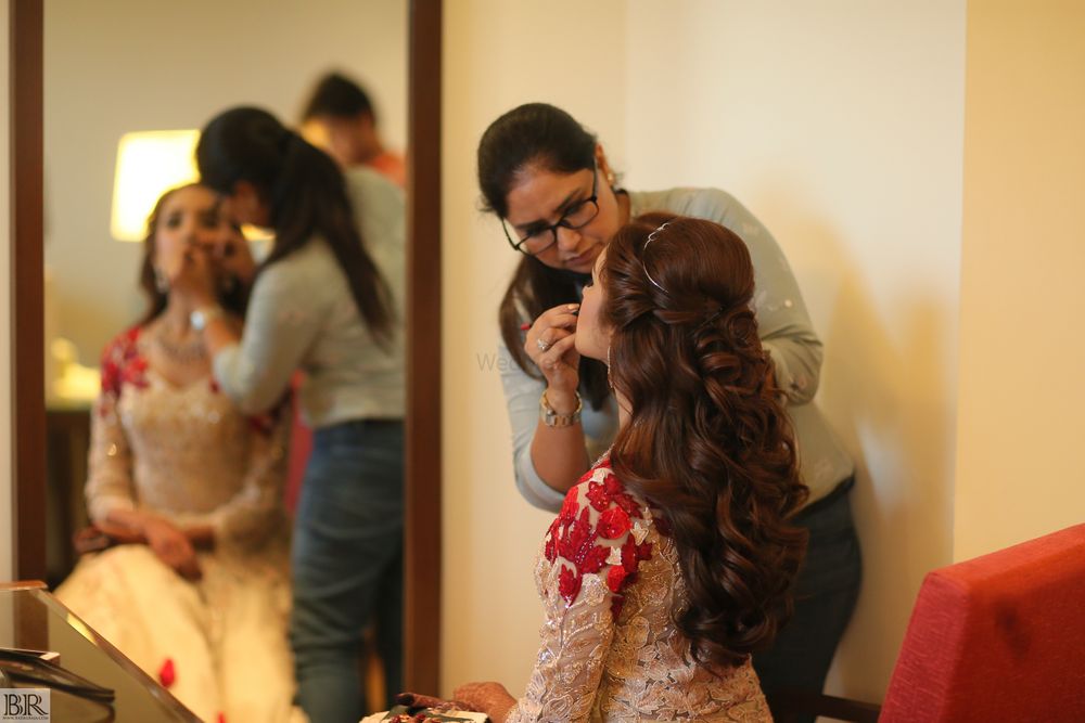 Photo From Make Up, Mehendi & Dress Designers - By Shaadionline