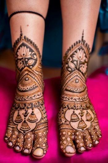 Photo From Legs design - By Shiva Mehandi Art