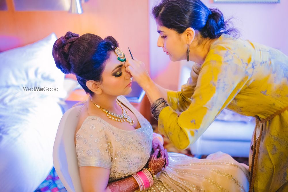 Photo From Contemporary Punjabi Bride_Sonal's Day Wedding and Evening Reception  - By Nivritti Chandra