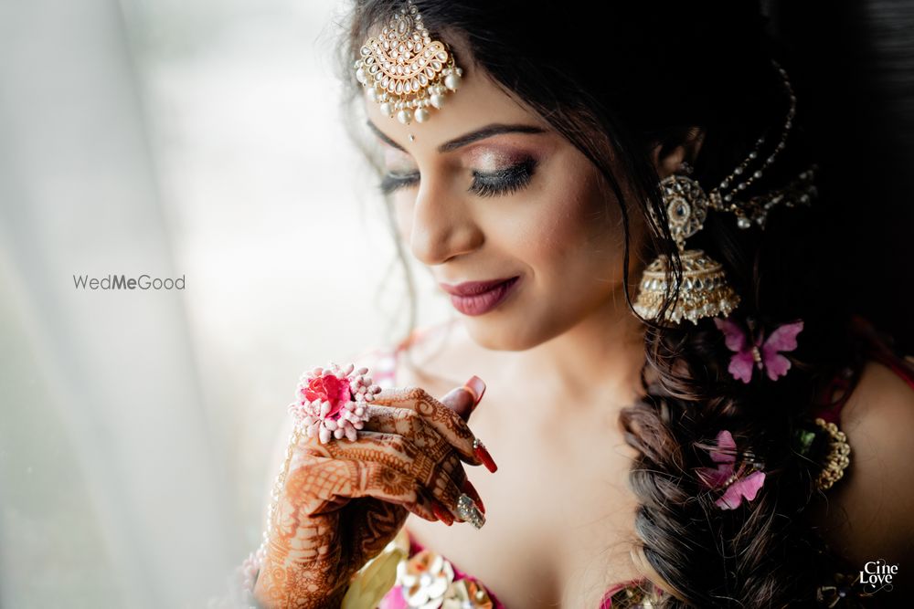 Photo From Suhani"s Mehndi Look - By Makeup by Oosh