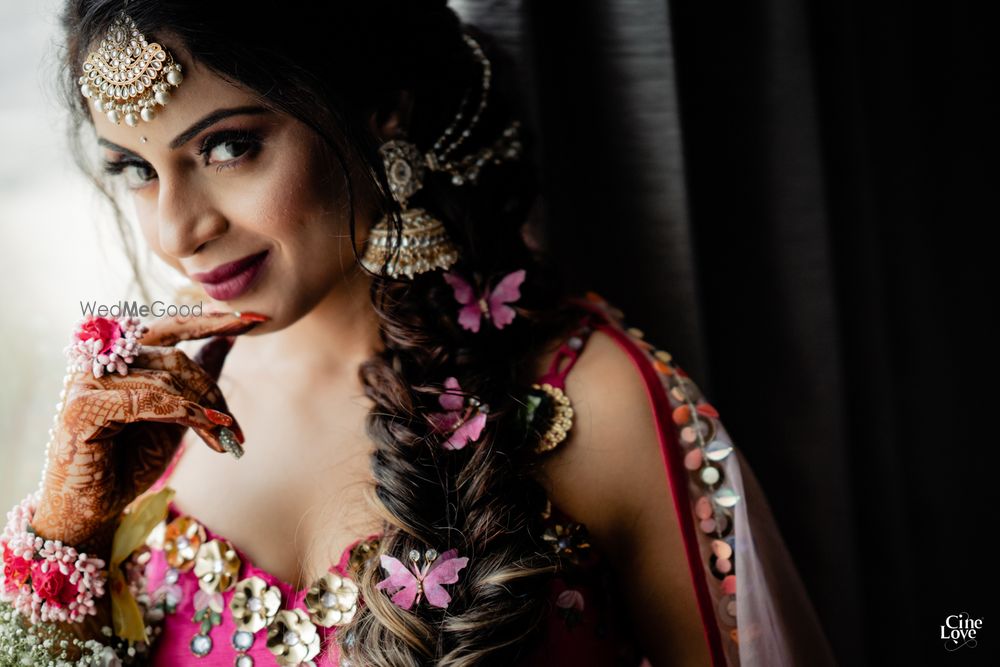 Photo From Suhani"s Mehndi Look - By Makeup by Oosh