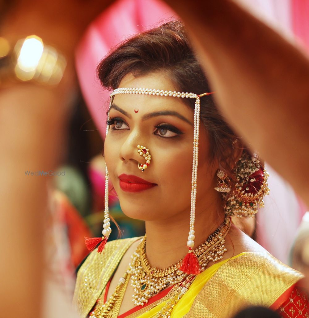 Photo From Elegant Maharashtrian Bride - Saee - By Wow - Makeup Artist Reena