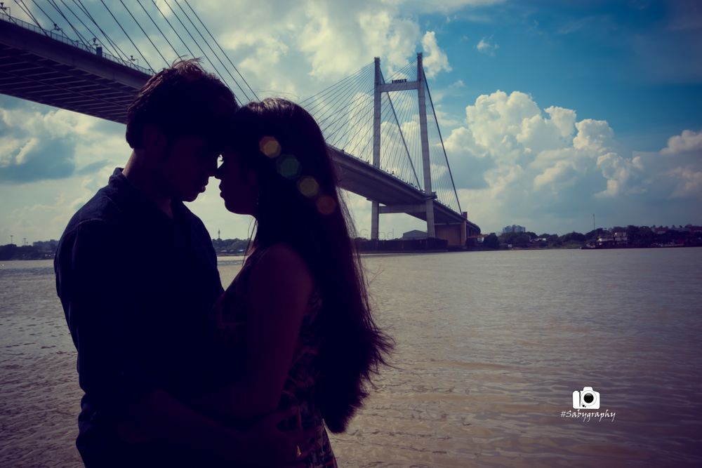 Photo From Love in Kolkata - By Sabygraphy 