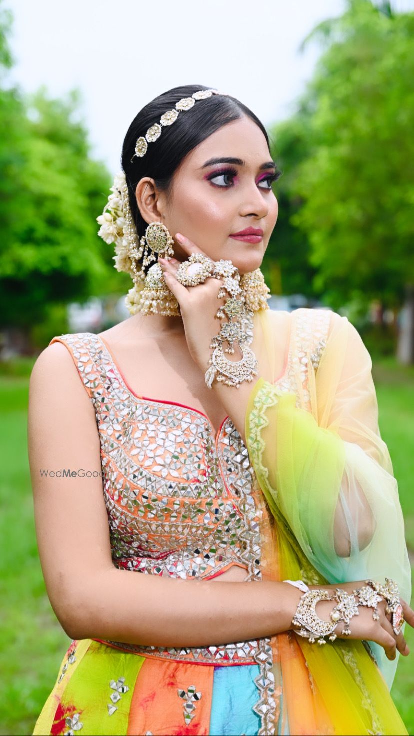 Photo From Mehendi Look - By Kapila Gupta Makeup