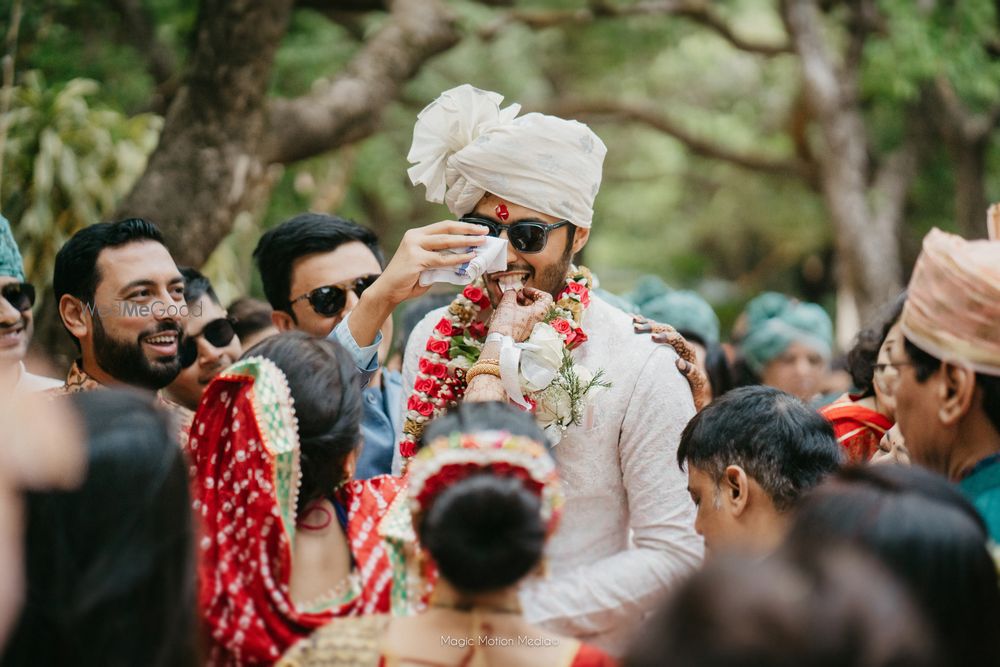 Photo From The calm to my chaos - Divya & Darshan - Mahabaleshwar, India - By Magic Motion Media