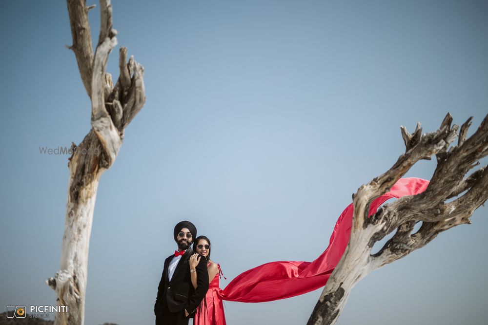 Photo From Milandeep & Maninder - Pre-Wedding - By Picfiniti Studios