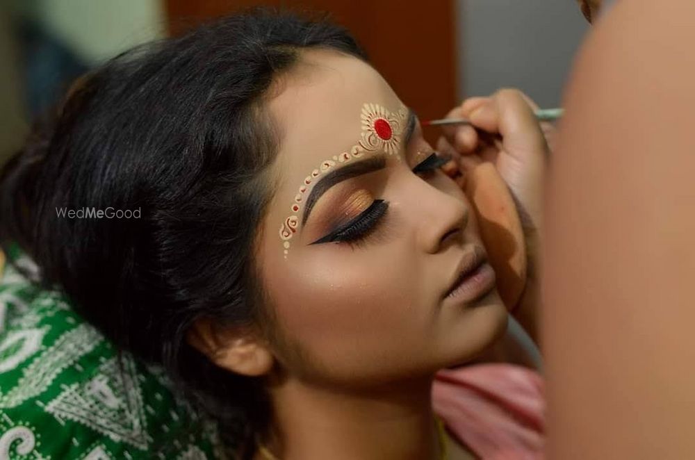 Photo From Bengali Bride - By Makeup Mistress by Puja Rajput