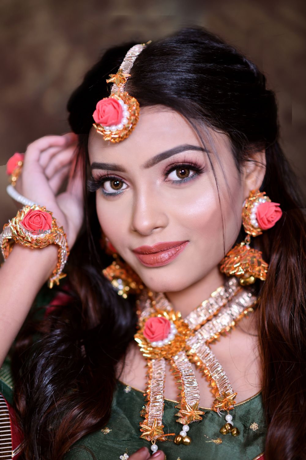 Photo From Mehendi Bride - By Makeovers by Suugandha