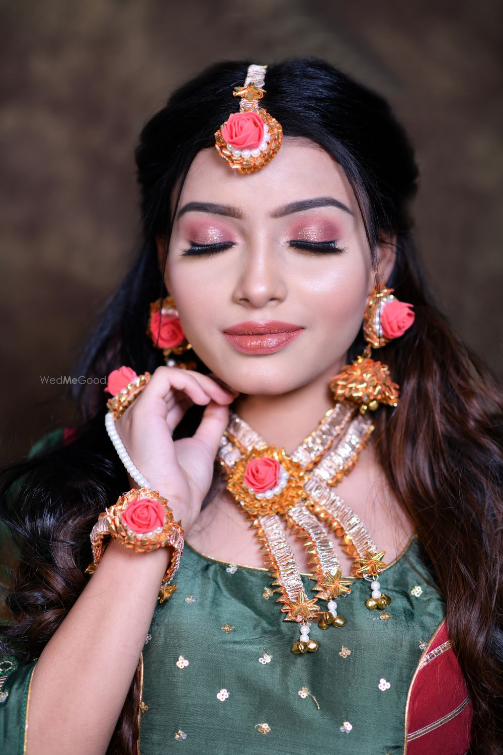 Photo From Mehendi Bride - By Makeovers by Suugandha