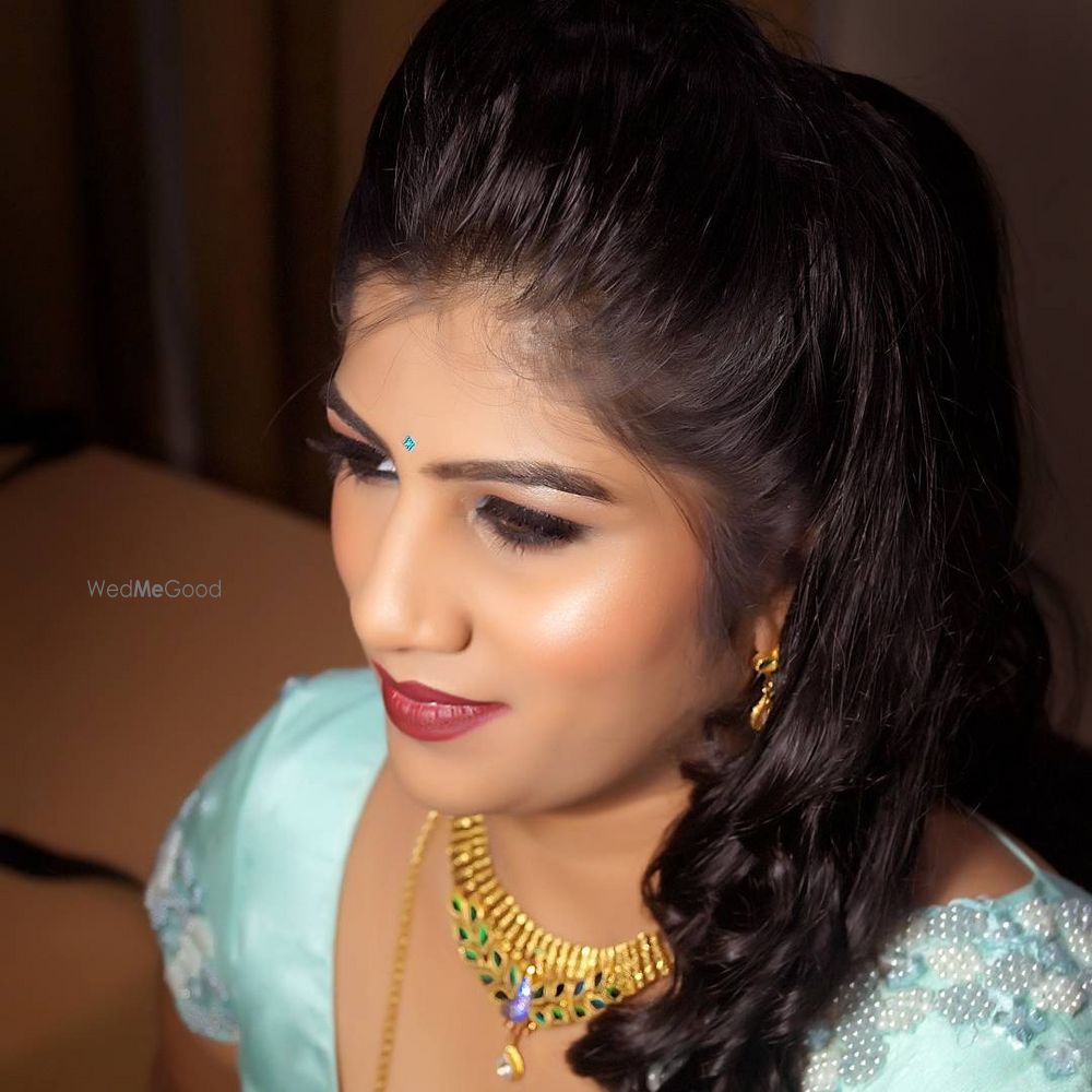 Photo From Divya Party Makeup - By Parul Khattar Makeup Artist