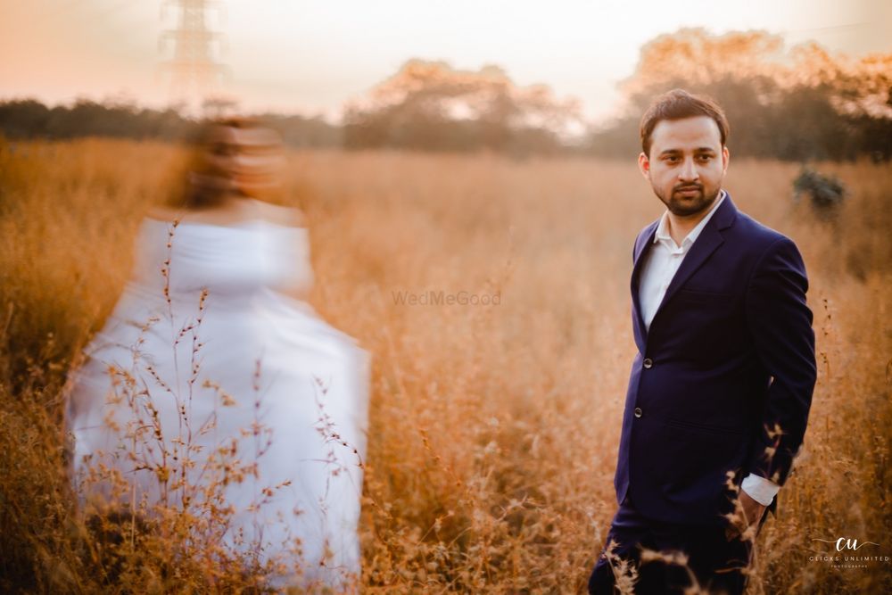 Photo From Simpal and Akash PreWedding - By Clicksunlimited Photography
