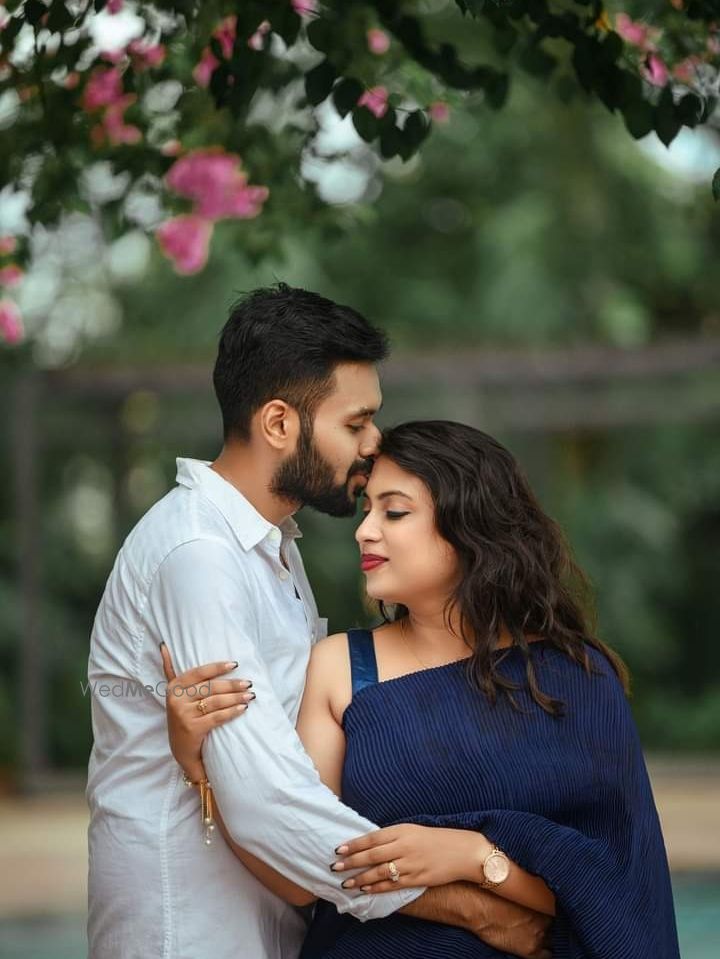 Photo From pre-wedding - By Wedin Click