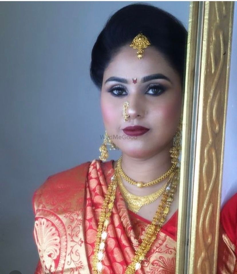 Photo From Maharashtrian bride  - By Aastha Nigam Makeovers