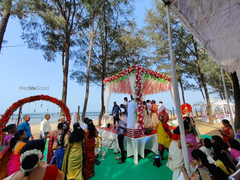 Photo From Beach-Side Wedding Morning - By Ajvi Ocean Banquets