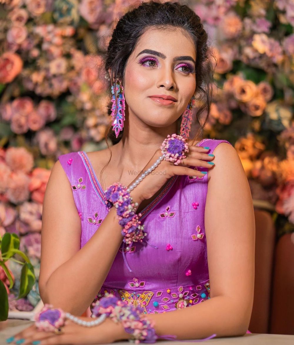 Photo From Floral Jewellery look - By Reshma Fattepurkar Makeup Artist