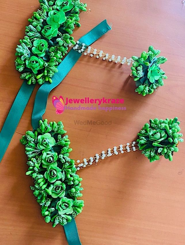 Photo From Floral Hathphools - By Jewellery Kraze
