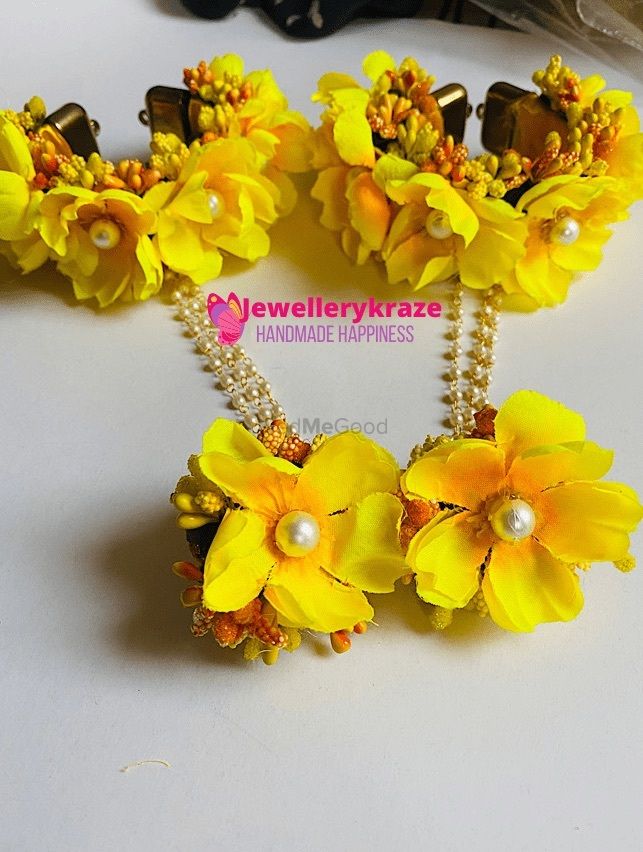 Photo From Floral Hathphools - By Jewellery Kraze