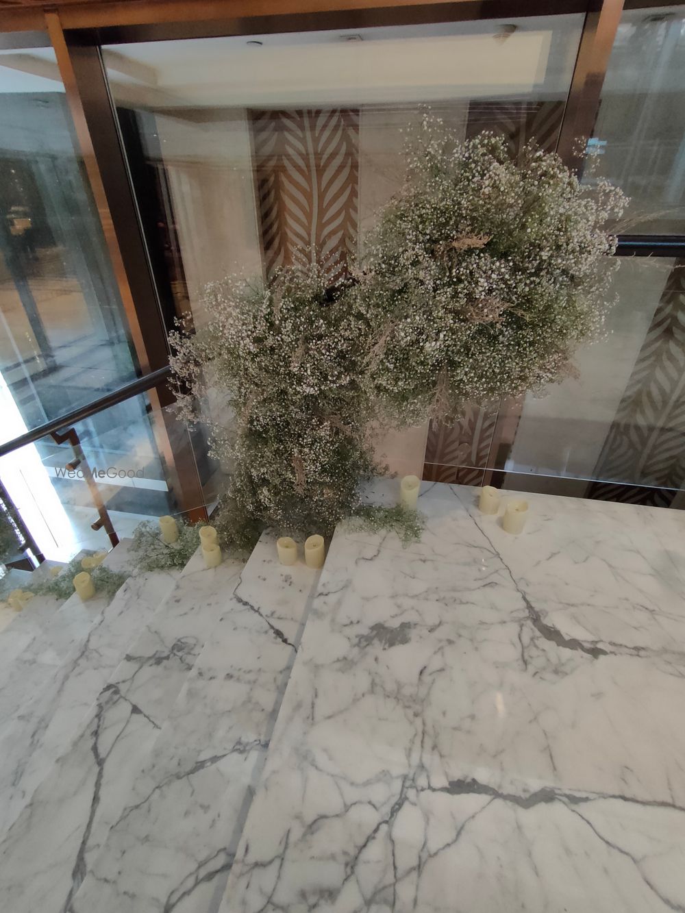 Photo From WEDDING DECOR STAGE - By Tahani Flowers India