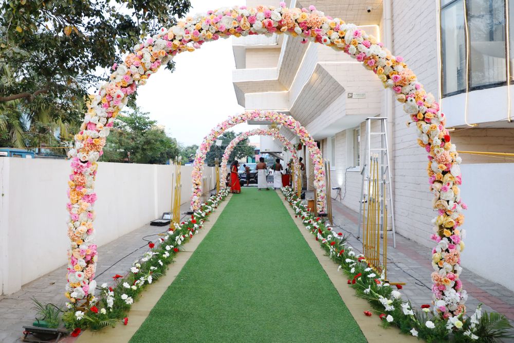 Photo From Wedding Entrance & Floral Swing - By Smile Events