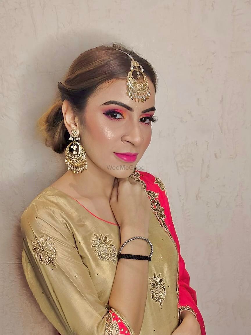 Photo From Colourful Day Makeup - By Jaya Ahuja Makeovers