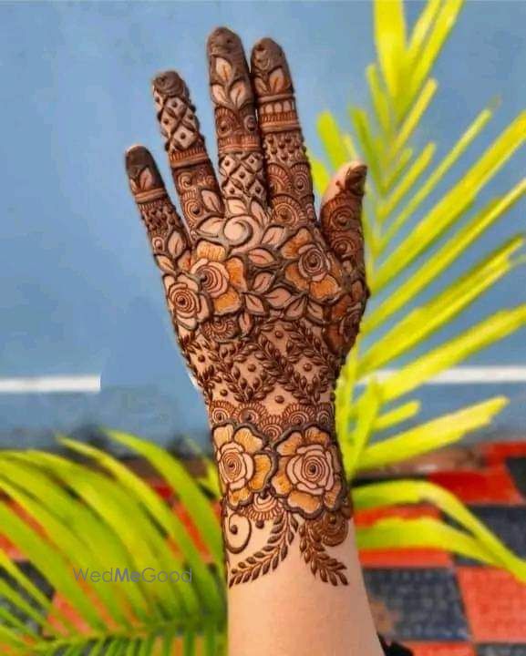 Photo From Latest Art 20:23 - By Aman Mehndi Artist