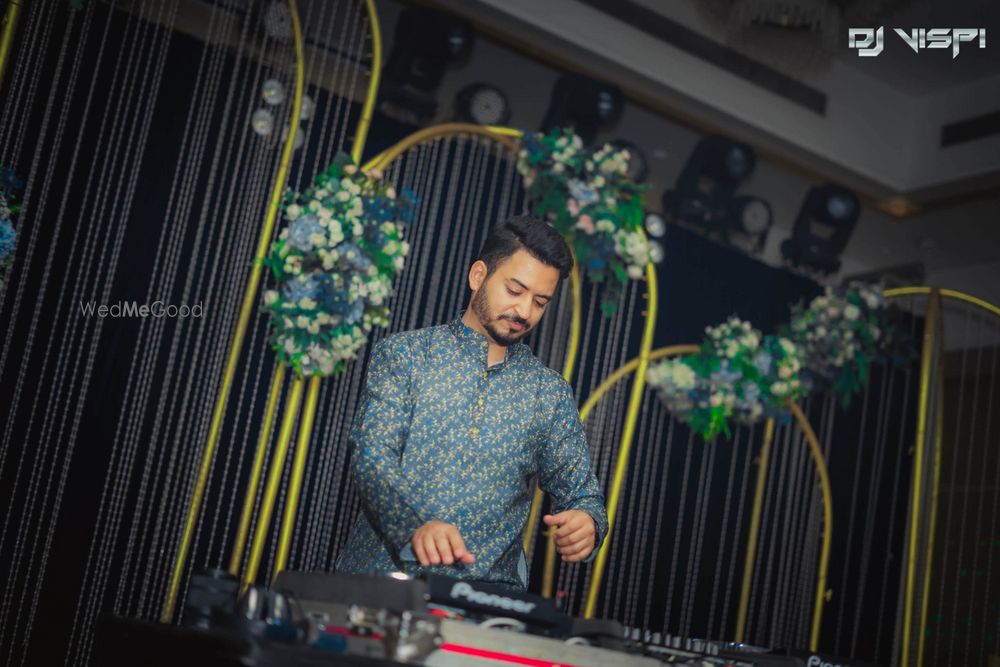 Photo From Sahil and Priya Sangeet at Corinthians Club with Live Jugalbandi - By DJ Vispi