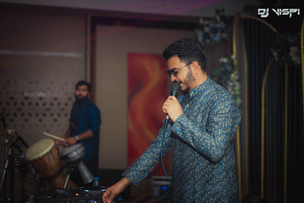 Photo From Sahil and Priya Sangeet at Corinthians Club with Live Jugalbandi - By DJ Vispi