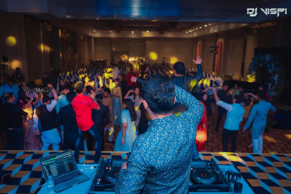 Photo From Sahil and Priya Sangeet at Corinthians Club with Live Jugalbandi - By DJ Vispi