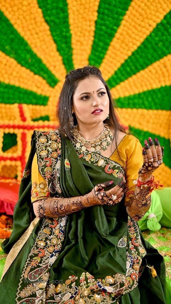 Photo From Haldi and Mehndi Makeups - By Sakshi Makeovers