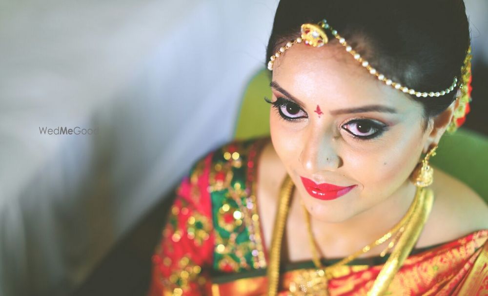 Photo From Deepa's Wedding - By Makeup and Hair by Aarati K